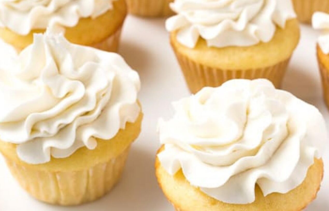 Vanilla Buttercream Cupcakes
