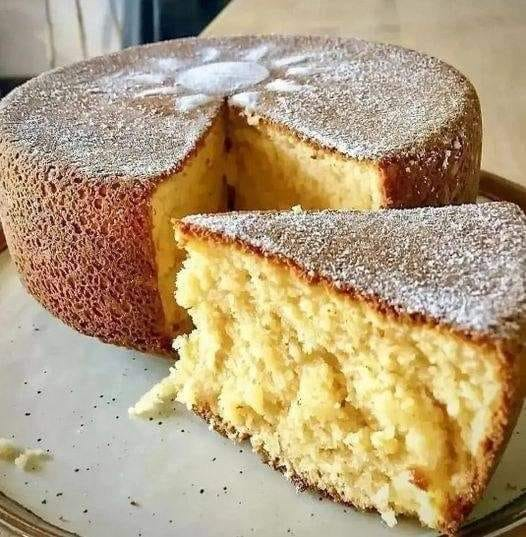 LEMON YOGURT CAKE