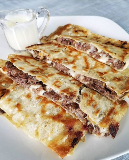 Keto French Dip Flatbread with Aus Jus Sauce