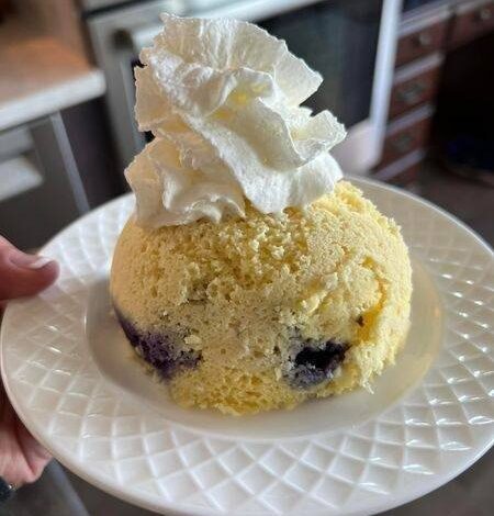Keto Blueberry Mug Cake 