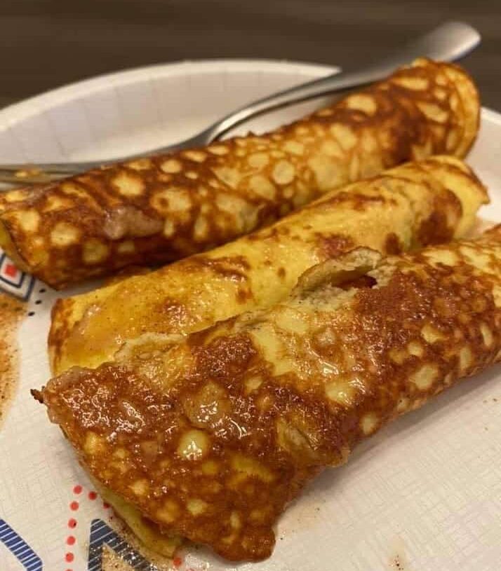 CREAM CHEESE STUFFED FRENCH TOAST ROLL UPS