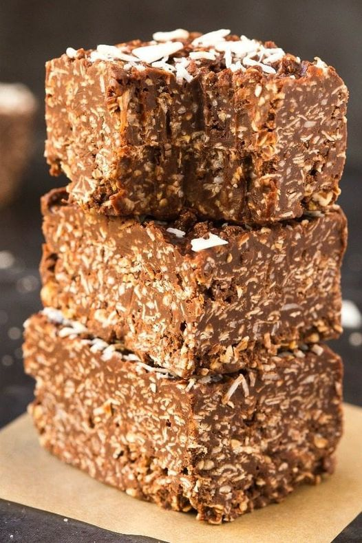 KETO CHOCOLATE COCONUT CRUNCH BARS