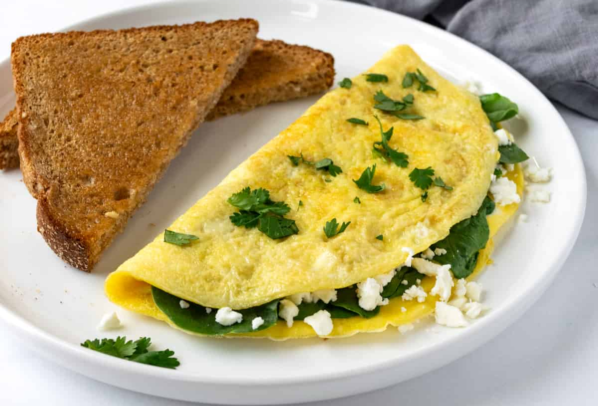 Spinach and Feta Omelette 😋