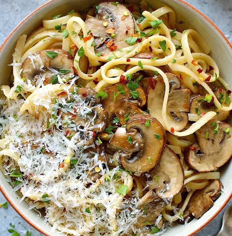 Super quick Linguine with Mushrooms