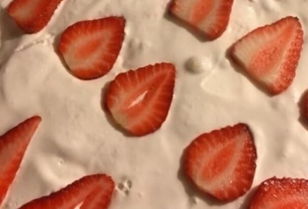 Strawberry Cream Cheese Icebox Cake !!