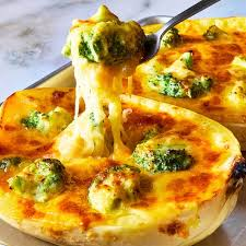 Cheesy Broccoli Cheddar Spaghetti Squash