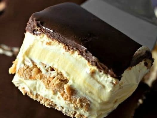 High Protein No-Bake Eclair Cake