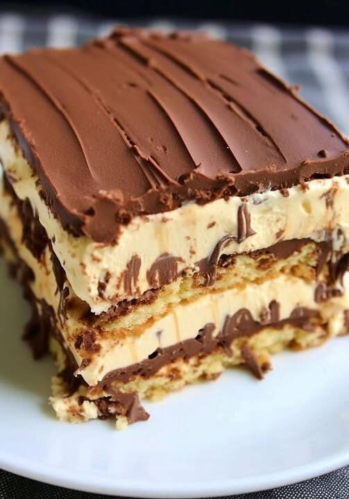 Diabetic-Friendly No-Bake Peanut Butter Éclair Cake
