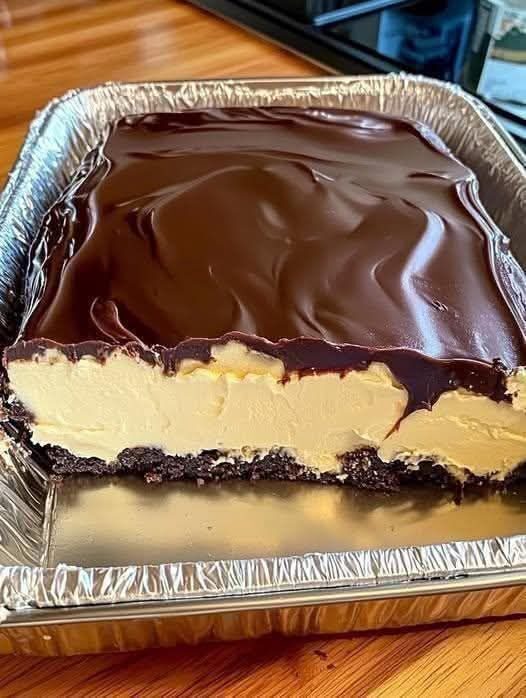 No-Bake Peanut Butter Eclair Cake