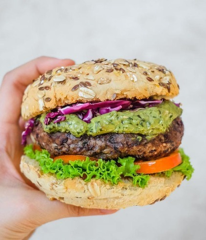 BLACK BEAN BURGER