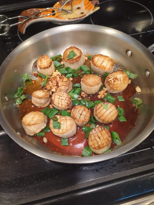 Garlic Butter Seared Scallops
