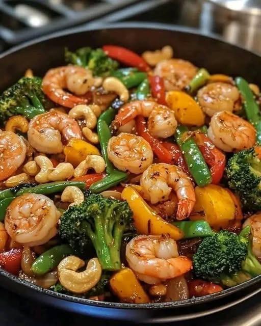 Shrimp & Veggie Cashew Stir-Fry