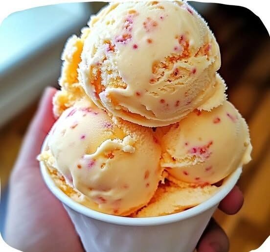 Homemade Peach Ice Cream 