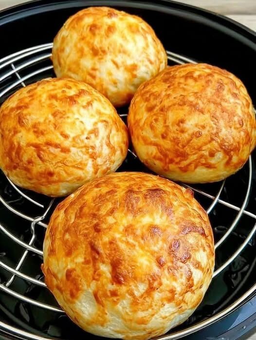 Air Fryer Cheese Buns
