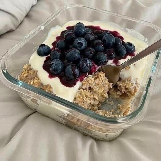 Blueberry Yogurt Granola Bowl