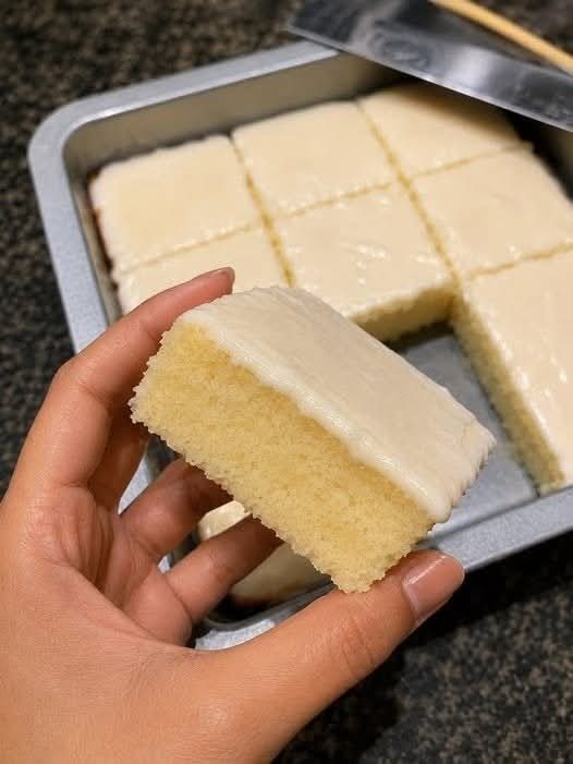 Vanilla Sheet Cake with Buttercream Frosting