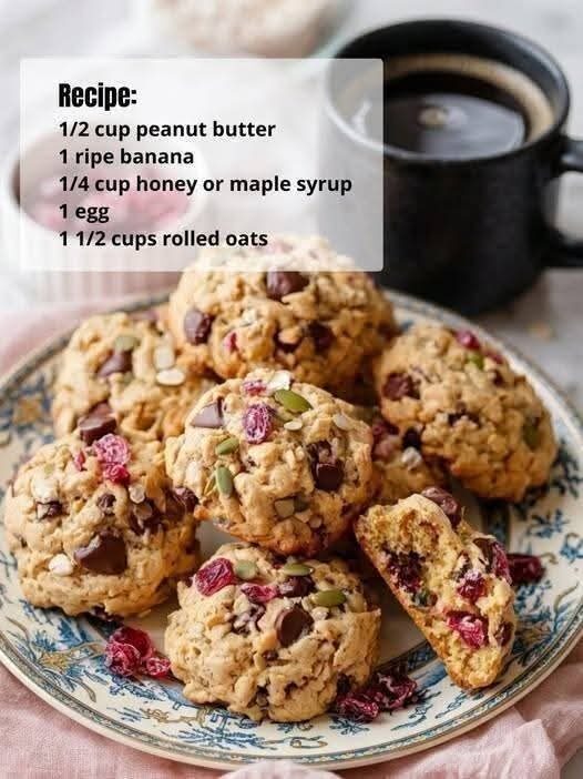 Peanut Butter Banana Oatmeal Cookies