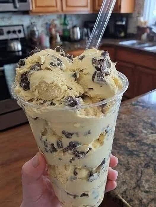 Chocolate Chip Cookie Dough Fluff