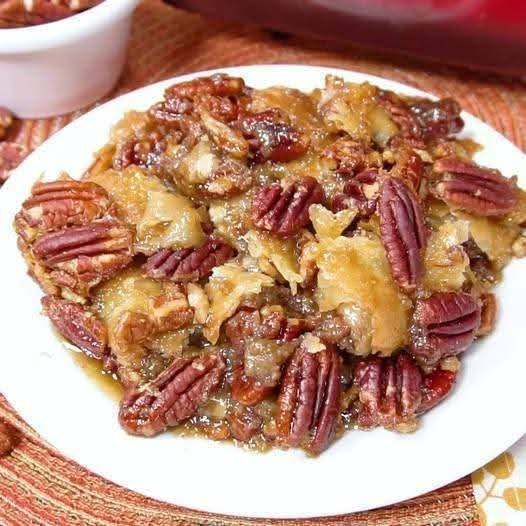 Southern Pecan Banana Cobbler