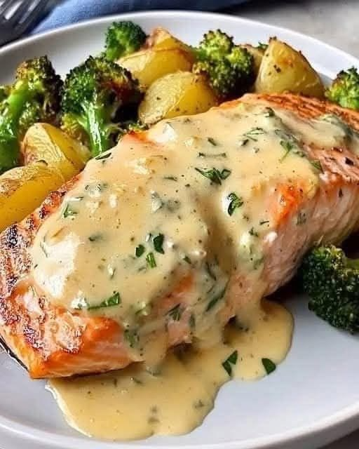 Creamy Garlic Salmon with Potatoes & Broccoli